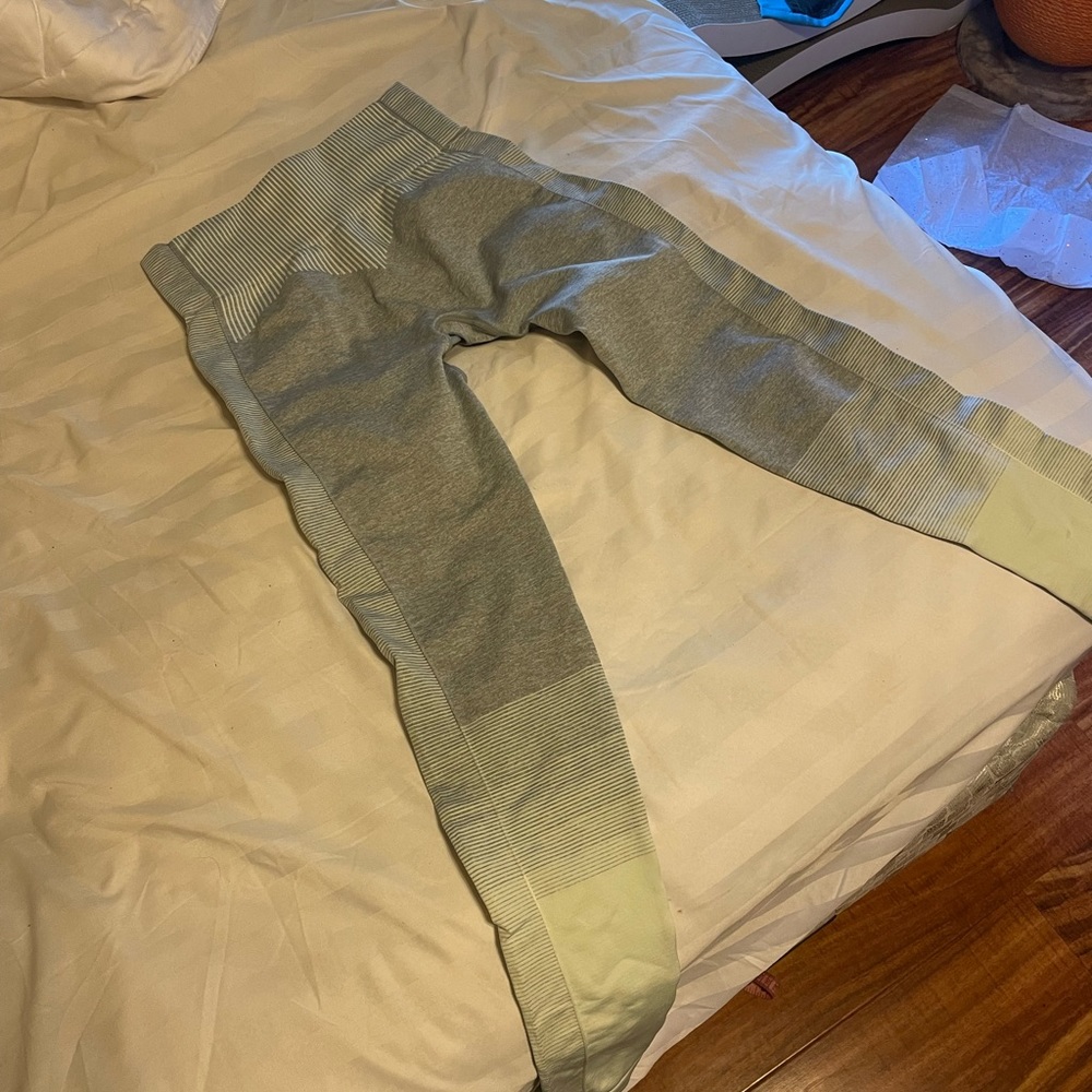 Gymshark amplify leggings sea green